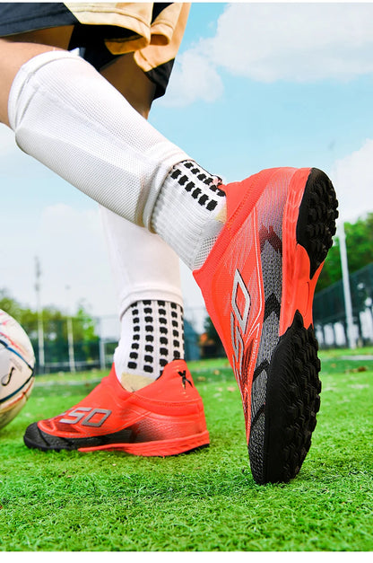 Men New Football Boots Grass Professional Original Resistant Casual Male Soccer Shoes Top Quality  Ultralight Football Shoes