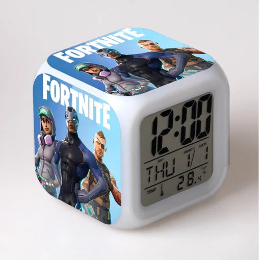 Fortnite-Wecker, niedlich, modisch, im Cartoon-Stil, personalisiert, kreativ, Kawaii, minimalistischer LED-Wecker, Geschenk zum Geburtstag von Freunden