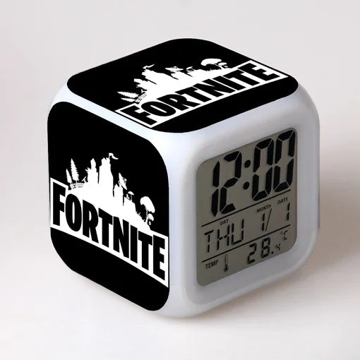 Fortnite-Wecker, niedlich, modisch, im Cartoon-Stil, personalisiert, kreativ, Kawaii, minimalistischer LED-Wecker, Geschenk zum Geburtstag von Freunden
