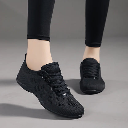 Zapatillas blancas de baile para niñas Marwoo: zapatillas ligeras para entrenamiento de animadoras, caminar y tenis; zapatillas deportivas de moda para mujer 2316