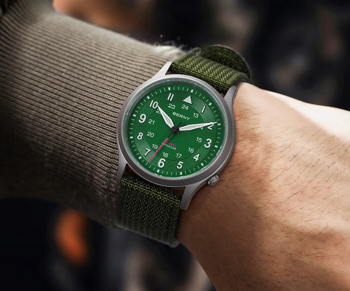 BERNY Titanium Watches for Men Classic Men's Field Watch Easy Read Outdoor Quartz Wristwatch Super Luminous Sapphire 5ATM
