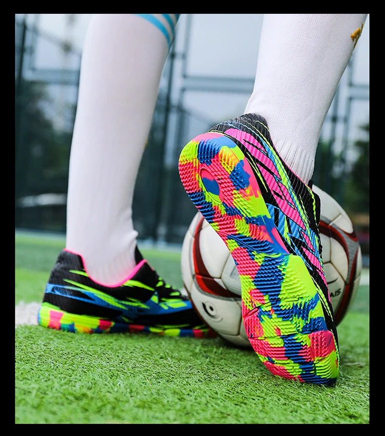 Nouvelles chaussures de football pour hommes, baskets de match, chaussures de soccer antidérapantes, chaussures de sport pour terrain gazonné, chaussures d'entraînement professionnelles, ultra-légères, unisexes.
