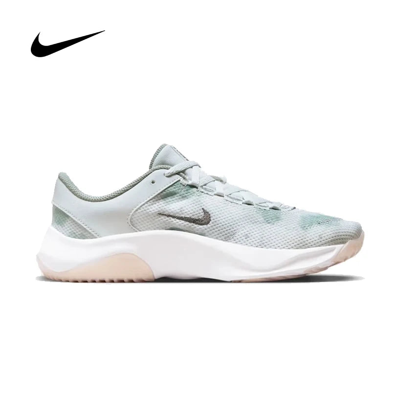 Nike Legend Essential 3 Damen – bequeme, vielseitige Casual-, Trainings- und Laufsneaker DV9008-001