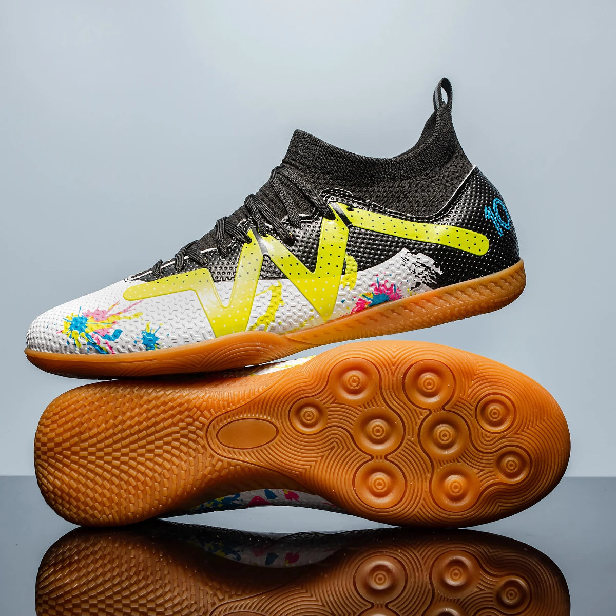 Men Soccer Shoes Professional Match TF Football Boots Unisex Ultralight Match Hot Sale Women Sneakers High-quality Breathable