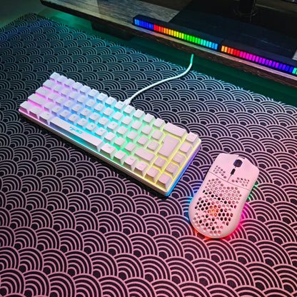 Set gaming portatile HXSJ 60% RGB con tastiera e mouse, tastiera a membrana cablata 68 tasti e mouse wireless leggero a 3 modalità per PC Mac