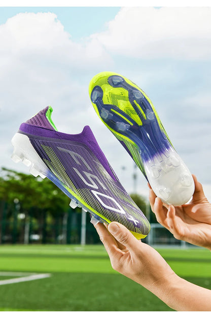 New Men’s Soccer Shoes Outdoor Anti-Slip Youth Sports Shoes Ultralight Turf Comfortable Football Boots