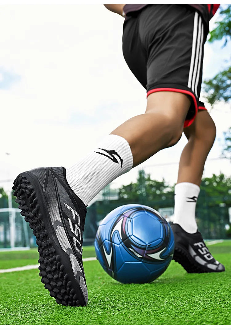 Nouvelles Chaussures de Football de Qualité pour Hommes Antidérapantes, Crampons de Football Ultralégers TF/FG pour Garçons