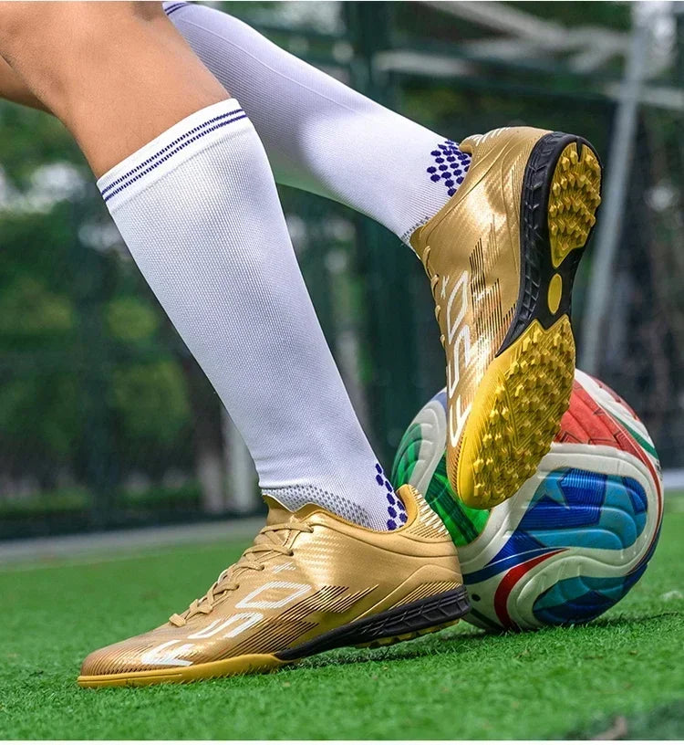 Nouvelles chaussures de football pour hommes, adaptées à la pratique sur gazon, ultralégères, antidérapantes, baskets de sport pour activités de plein air, chaussures de football professionnelles, chaussures d'entraîne
