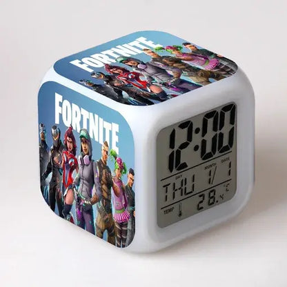 Fortnite-Wecker, niedlich, modisch, im Cartoon-Stil, personalisiert, kreativ, Kawaii, minimalistischer LED-Wecker, Geschenk zum Geburtstag von Freunden