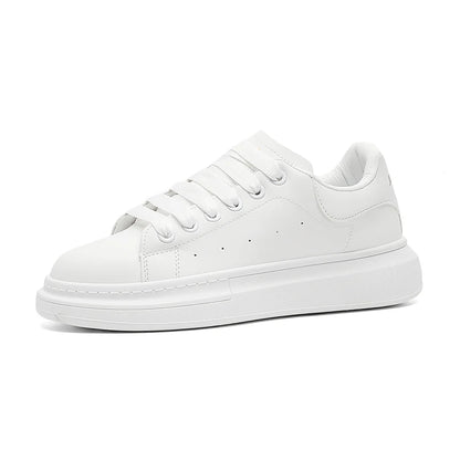 White Minimalist Sneakers for Men Comfy Leather Casual Sneakers Platform Skateboard Shoes Outdoor Low-Cut Men's Sports Shoes
