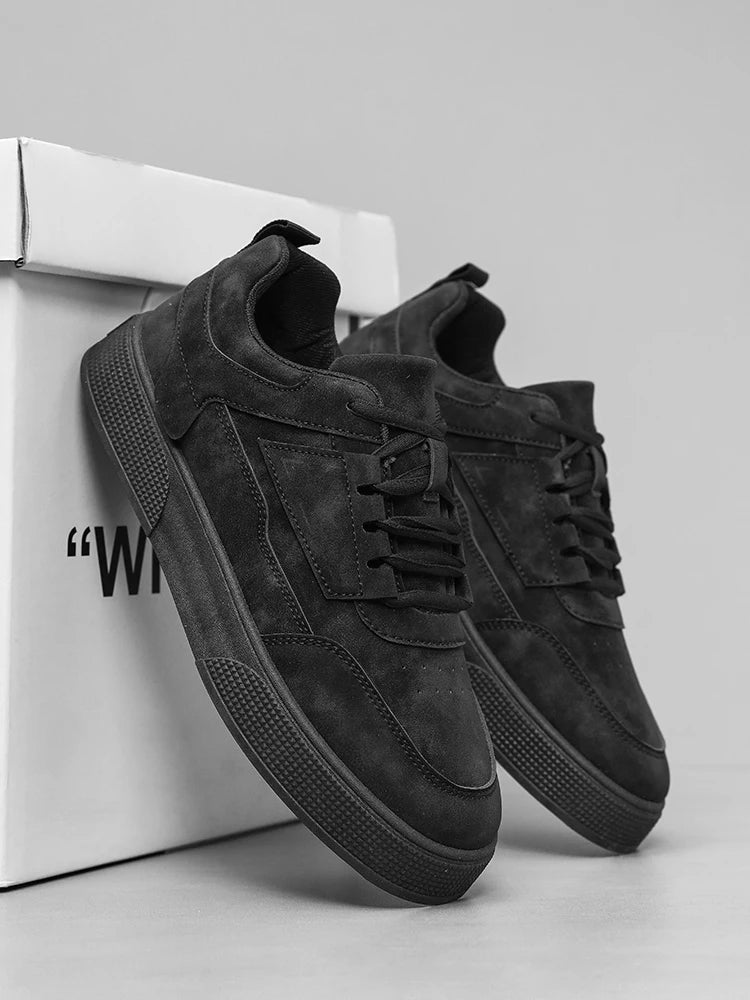 Casual sneakers til mænd: Nye modeller til forår og efterår, street- og skatesko til teenagere, basketballsko til udendørs sport