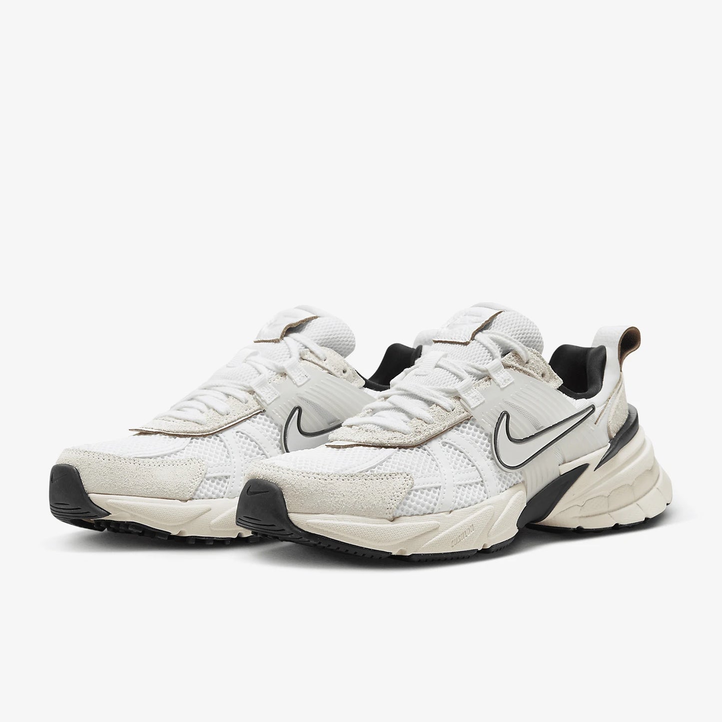 Nike genuine V2K Run Men's and Women's Breathable Cushioned Retro Running Shoes FN6703-100