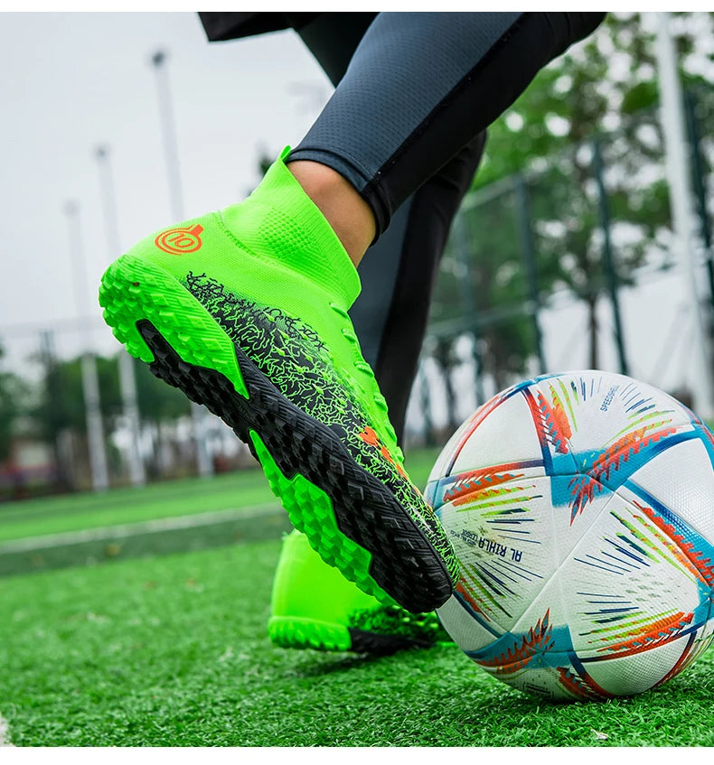 Men Professional Football Shoes Society Cleats Soccer Shoes Original Indoor Football Field Boots Grass Training TF/FG Sneaker