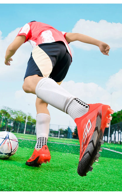 Men New Football Boots Grass Professional Original Resistant Casual Male Soccer Shoes Top Quality  Ultralight Football Shoes