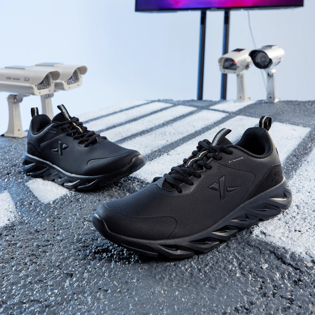 Buty do biegania Xtep dla mężczyzn – zimowe, uliczne, codzienne buty sportowe dla mężczyzn, odporne na zużycie, z amortyzacją i wsparciem, trampki 879419110080