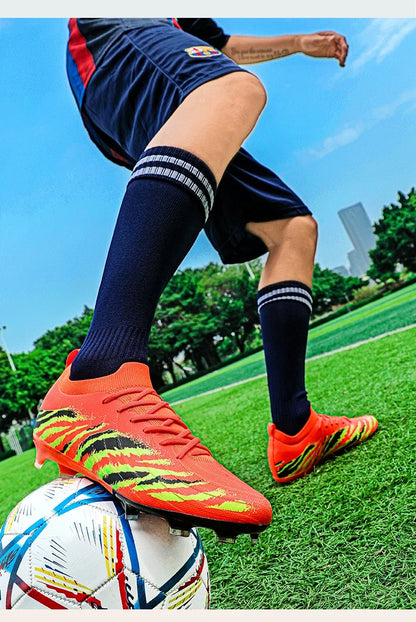 Chuteiras de futebol para homem, sapatos desportivos de futebol, para jogos, unissexo, ultraleves, confortáveis, antiderrapantes, para exterior, para relva, para adultos, de alta qualidade
