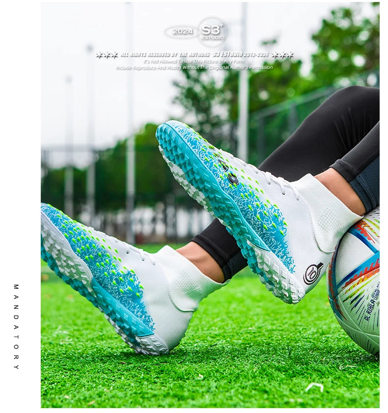 Men Professional Football Shoes Society Cleats Soccer Shoes Original Indoor Football Field Boots Grass Training TF/FG Sneaker
