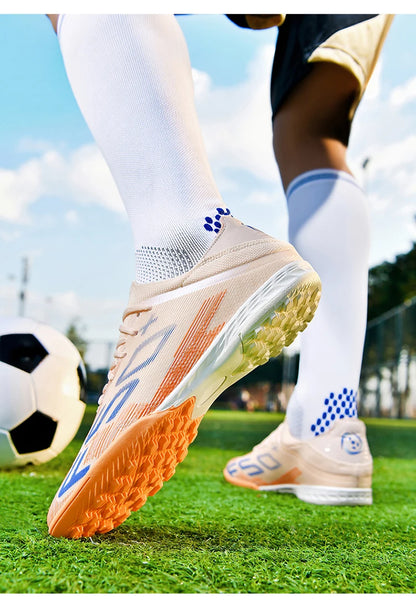Ultralight Outdoor Sport Men's Soccer Shoes Training Football Sneakers for Youth Turf Soccer Cleats Non-Slip