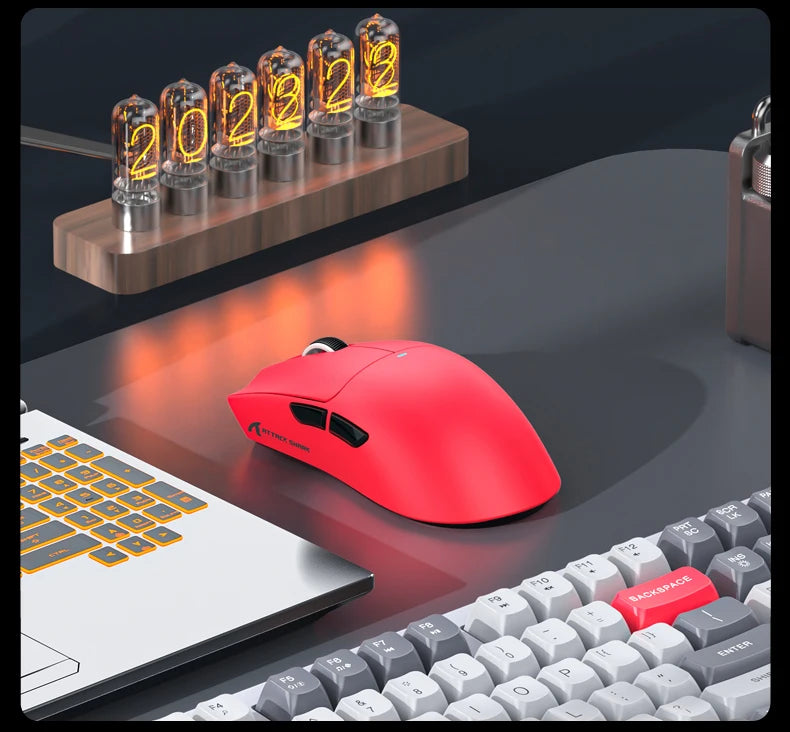 ATTACK SHARK X11SE trådlös gamingmus, tri-mode, 63g superlätt med PAW3311-sensor, 22000 DPI, 300mAh batteri, dubbel drivrutin