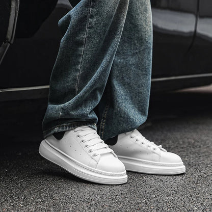 White Minimalist Sneakers for Men Comfy Leather Casual Sneakers Platform Skateboard Shoes Outdoor Low-Cut Men's Sports Shoes