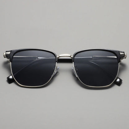 New Arrival Vintage Square Sunglasses Women Men Metal Frame Sun Glasses Female Eyewear Sunglasses for Male Female Eyeglasses