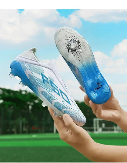 Nouvelles chaussures de football pour hommes, mi-hautes, légères, très vendues, pour l'entraînement sur herbe, antidérapantes, crampons de haute qualité pour l'extérieur.