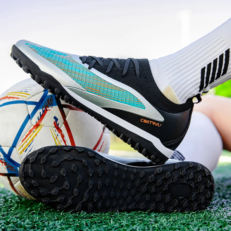 New Men's Soccer Shoes Professional Society Turf Training Football Field Boots Non-Slip TF/FG Indoor Football Shoes Sizes 32-45