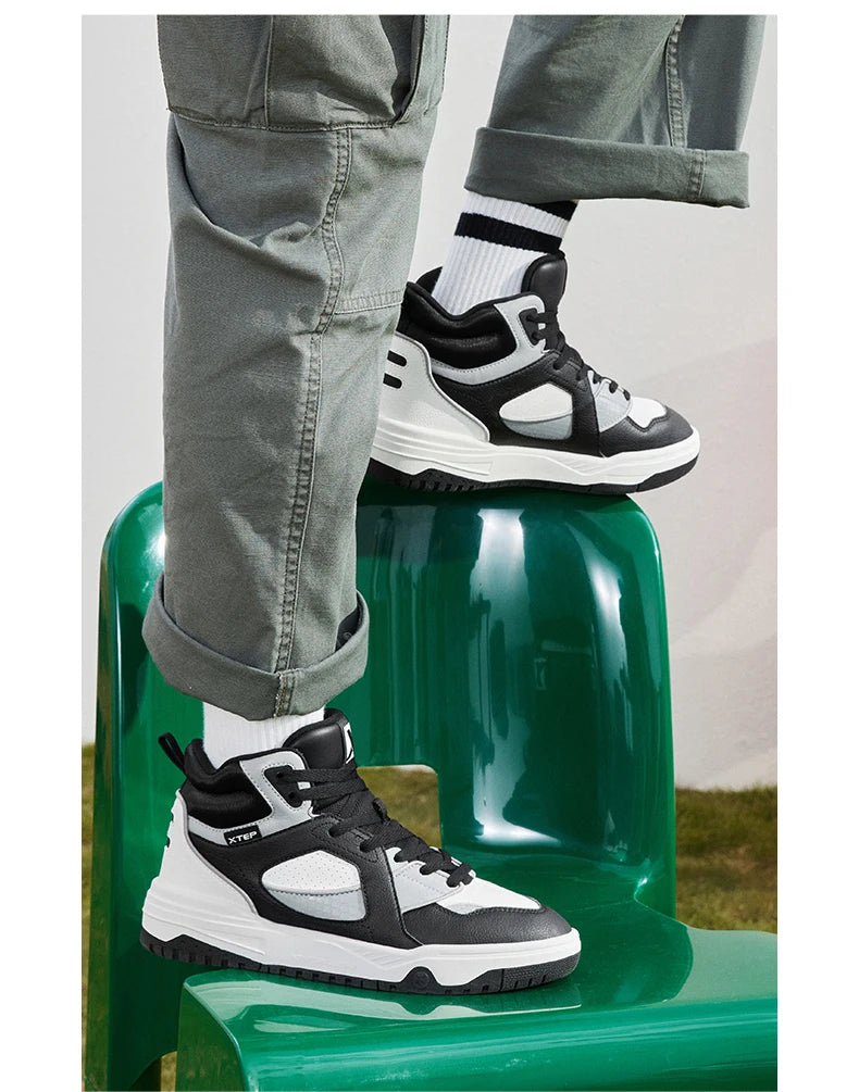 Xtep Skateboarding Shoes Men Wear-Resistant Comfortable Fashion Sport Shoes Shock Absorption High Top Sneakers 877419310024