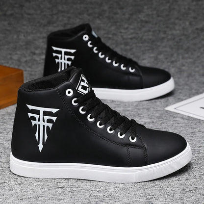 [scarpe da ginnastica] Un paio di scarpe sportive casual da skate ad alta tomaia, comode e adatte ai viaggi e al fitness (disponibili nella taglia L