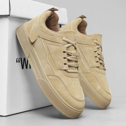Casual sneakers til mænd: Nye modeller til forår og efterår, street- og skatesko til teenagere, basketballsko til udendørs sport