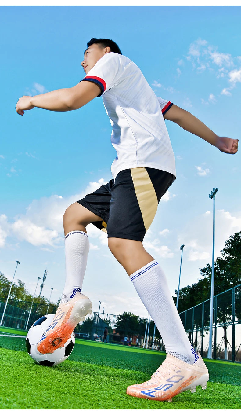 New Men's Soccer Shoes Match Football Boots Sneakers Non-Slip Grass Cleats High-Quality Futsal Indoor Hot-Selling High-Top Outdoor