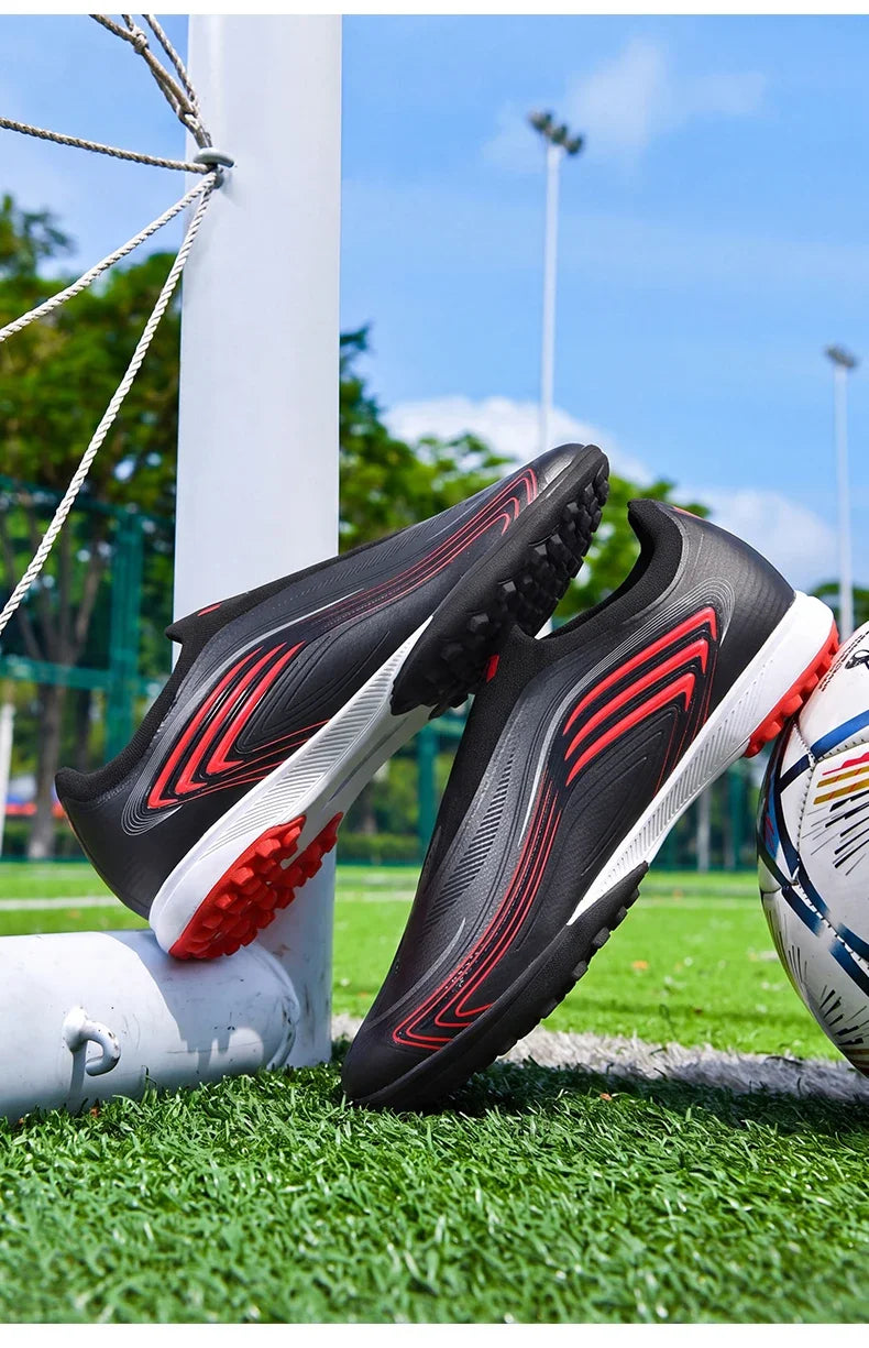 Nouvelles chaussures de football pour hommes, mi-hautes, de haute qualité, crampons pour terrain en gazon, baskets antidérapantes pour intérieur, très vendues, pour matchs en extérieur