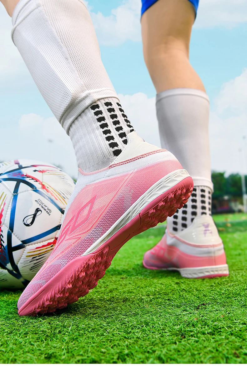 Men New Football Boots Grass Professional Original Resistant Casual Male Soccer Shoes Top Quality  Ultralight Football Shoes