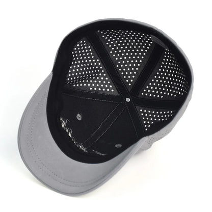 Boné de basebol em malha com pala curta e parte traseira fechada para homem e mulher, respirável, estilo snapback, boné dad hat ajustado e ajustável, cor lisa, estilo trucker