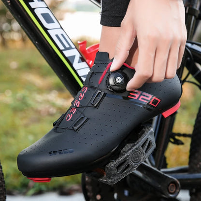 Chaussures de cyclisme pour homme : chaussures de course sur route à fixation automatique, chaussures de sport, chaussures d'entraînement sans crampons ; chaussures de cyclisme pour femme avec crampons SPD
