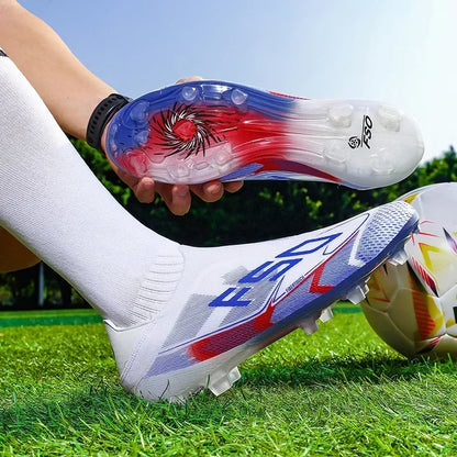 Nouvelles chaussures de football pour hommes, crampons mi-montants de haute qualité, légères, antidérapantes, pour l'extérieur et l'entraînement sur gazon, modèle très vendu